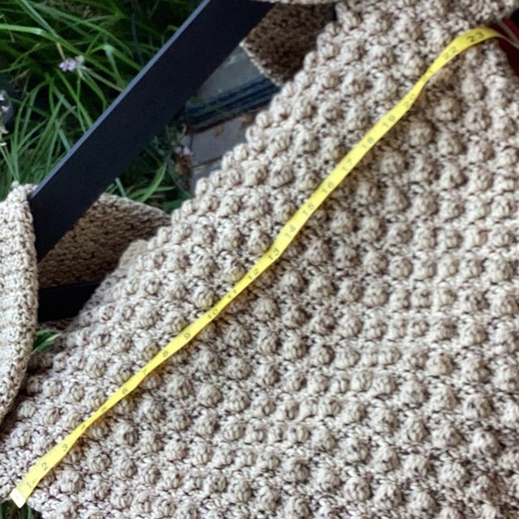 NEW | ✋HANDCRAFTED ❤️ Crocheted 🧶 Bobble Stitch Sweater & Matching Beret - Picture 7 of 11